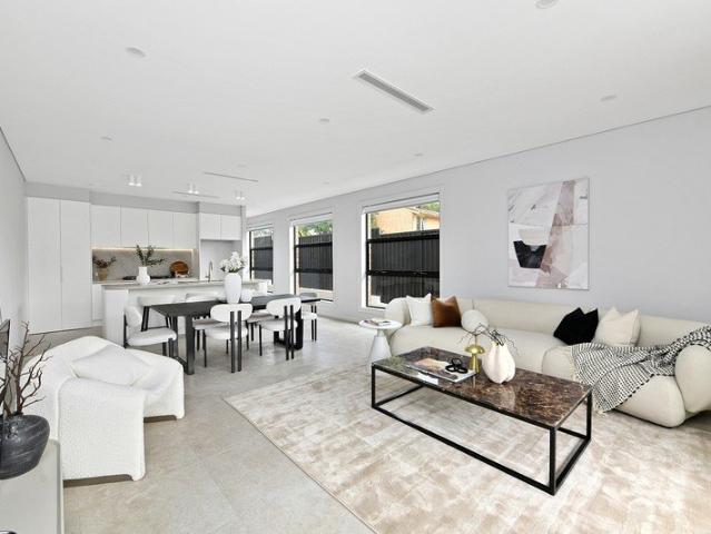 Luxury Brand New End Row Torrens Title Residence