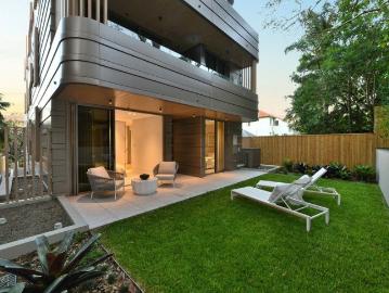 Luxury Brand New Full Floor Garden Apartment With North Facing Terrace & Private Lift