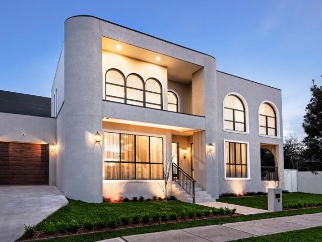 Luxury brand new retreat of spacious family design