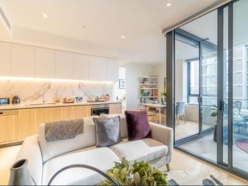 Luxury Brand New Spacious One Bedroom plus Study Apartment