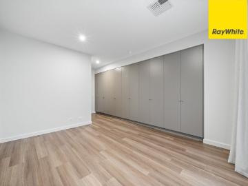 Luxury Brand New 3 Bedroom 3 bathroom Townhouse