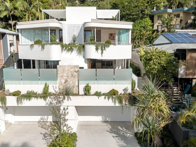 Luxury Burleigh Heads Living | Lift, Pool, Rooftop Terrace & 4 Car Garage