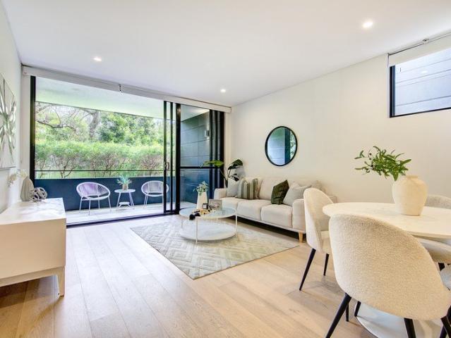 Luxury Garden Apartment Within Coveted Complex