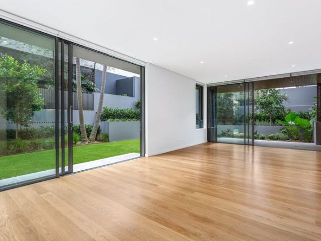 Luxury garden apartment by HELM three bedrooms plus home office