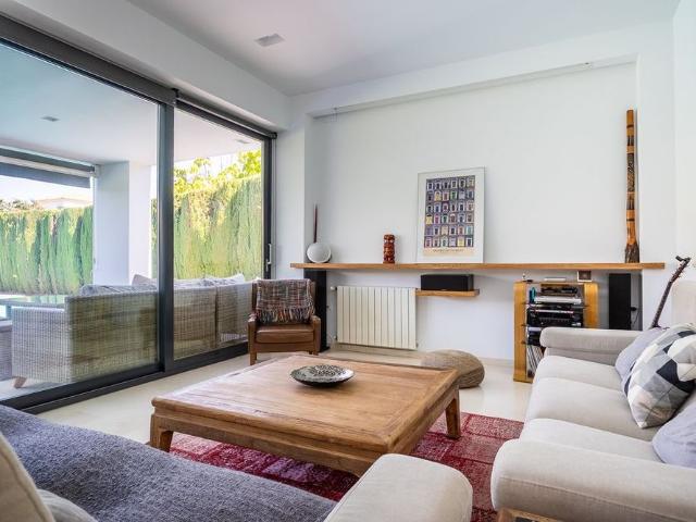 Luxury Detached House for rent in Bollullos de la Mitación, Spain