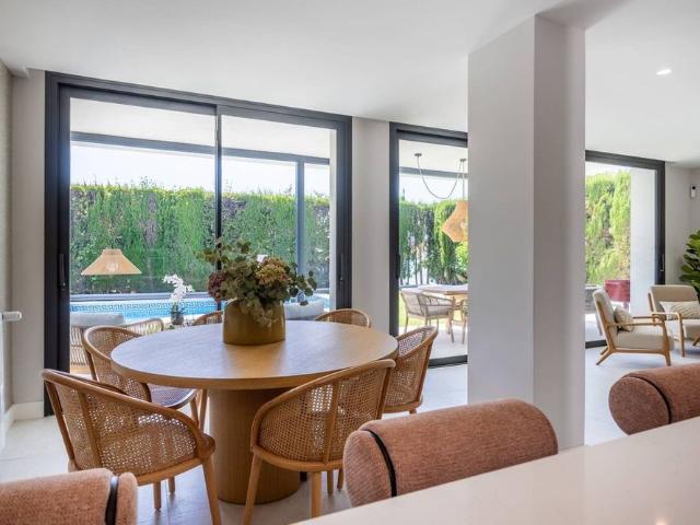 Luxury Detached House for rent in Bormujos, Spain
