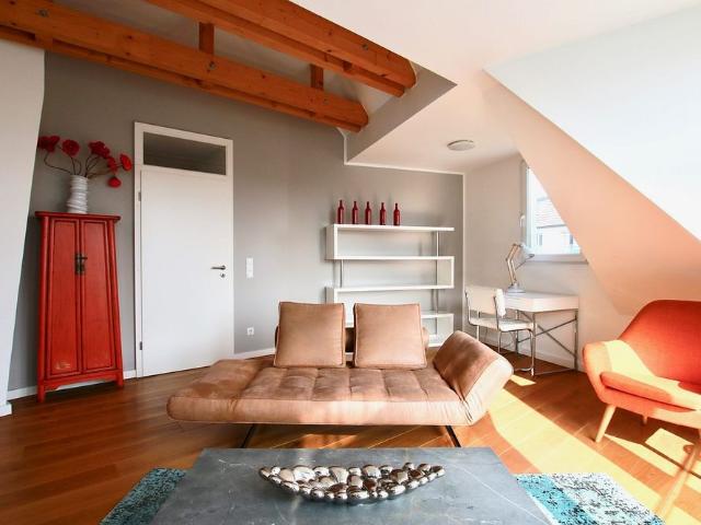 Luxury Design Penthousewohnung im Belgischen Viertel