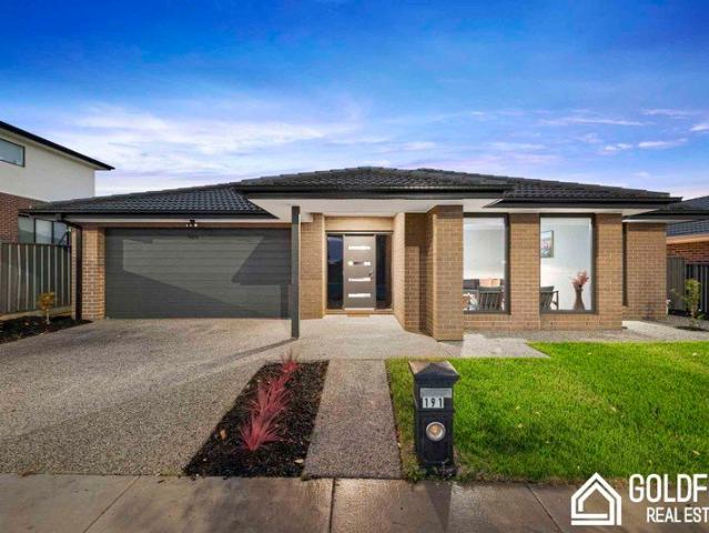 Luxury Designer Family Home for sale in Lucas on 648m² on Prime Location | Spacious 4 Bedroom Living