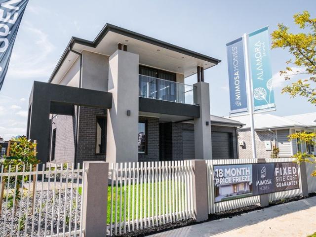 luxury Display Home in Alamora Estate Grand Living, Exclusive Opportunity