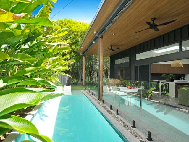Luxury Dual Living Opportunity Walk to everything