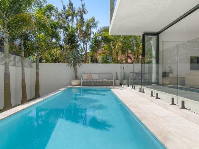 Luxury Duplex in highly desired South Palm Beach