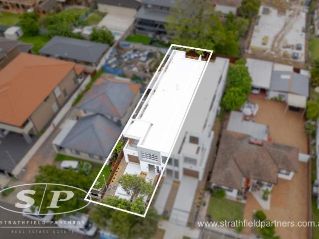 Luxury Duplex in Prime Location