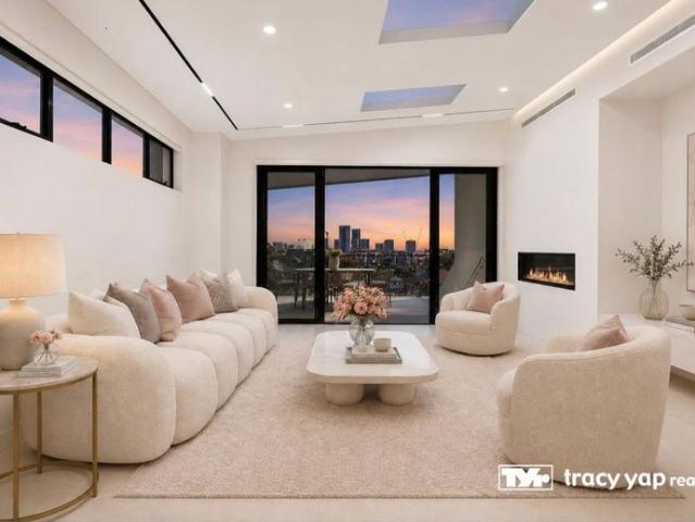 Luxury Duplex with Spectacular Olympic Park Views
