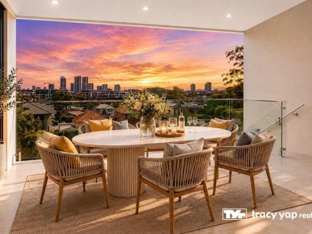 Luxury Duplex with Spectacular Olympic Park Views