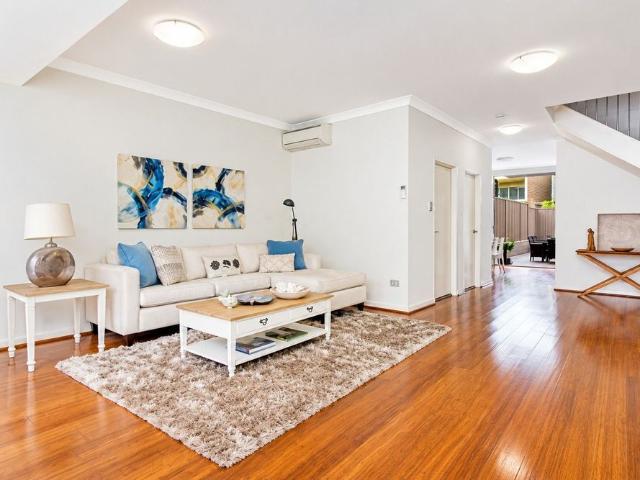 Luxury Entertainer with Peaceful Garden Views