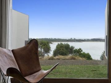 Luxury Escape and Simple Investment