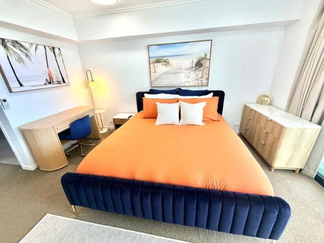 Luxury Executive Studio | Fully Furnished, Resort Pool, Gym & Sunset Views