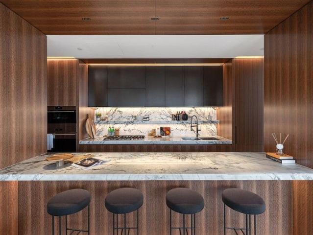 Luxury & Exquisite Residence with Magnificent Harbour Views in Barangaroo