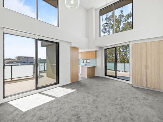 Luxury Four Bedroom Penthouse with Panoramic Views at Amore
