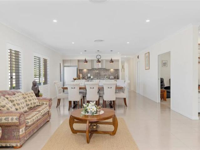 Luxury Family Abode in Prestigious Hinterland Reserve