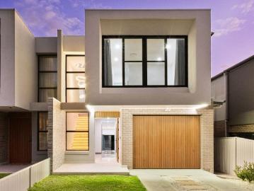 Luxury Family Duplex in a Premier Hurstville Locale