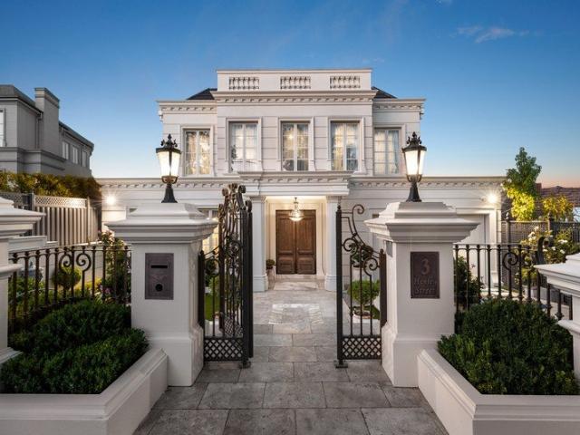Luxury Family Excellence in the Balwyn High School Zone