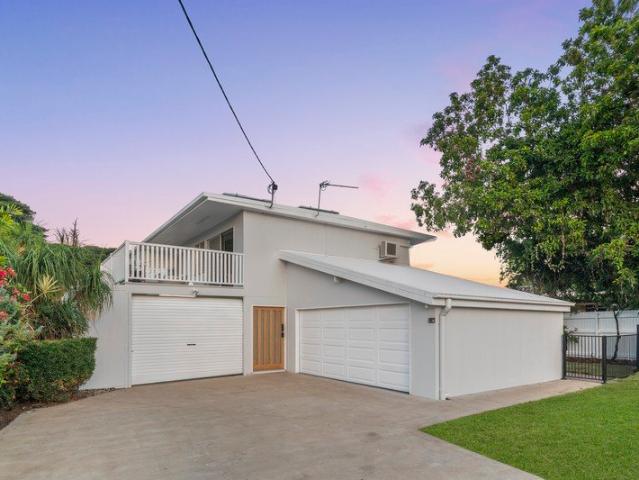 Luxury Family Entertainer with Resort Style Living on 1,095sqm | One of Mundingburra's Ultimate Family Homes