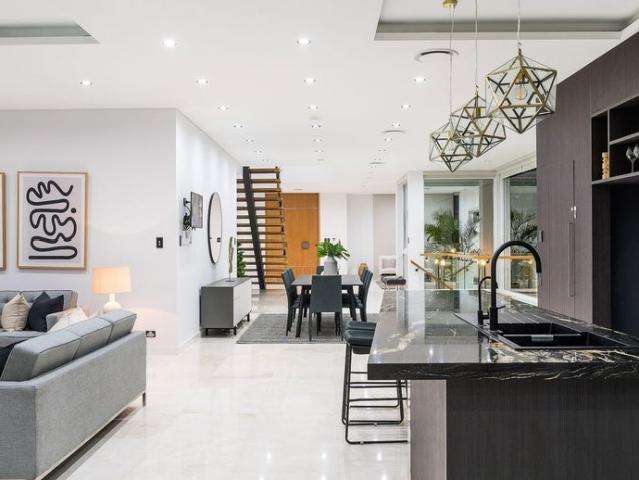 Luxury family entertainer