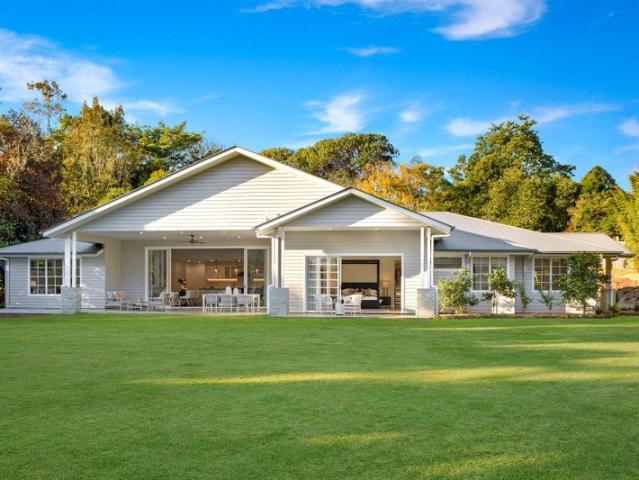 Luxury Family Hideaway in Idyllic Hinterland Setting