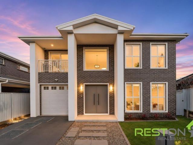 LUXURY FAMILY HOME AVAILABLE NOW