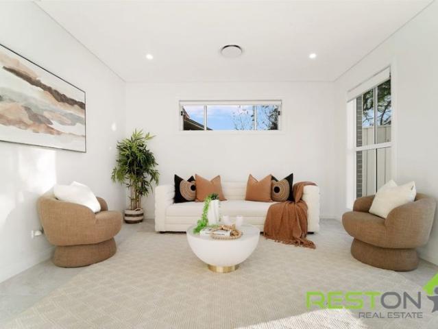 LUXURY FAMILY HOME AVAILABLE NOW