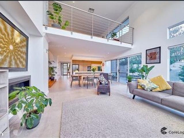 Luxury Family Home Available for Short Term Lease to 7 December 2026
