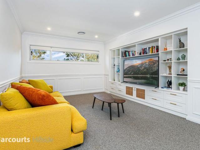 Luxury Family Home Featuring Home Theatre & Designer Finishes