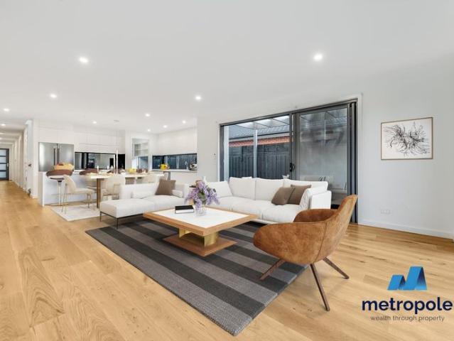 LUXURY FAMILY HOME IN DESIREABLE LOCATION