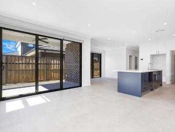 LUXURY FAMILY HOME IN MARSDEN PARK
