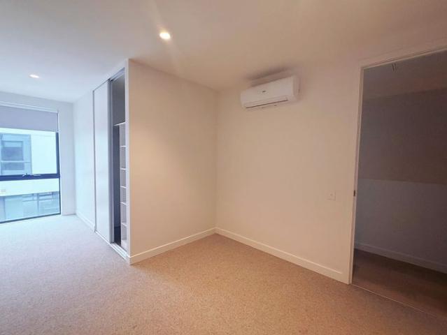 Luxury Family Home in Prime Glen Waverley Location