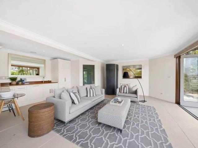 Luxury Family Home with Bay and Harbour Views