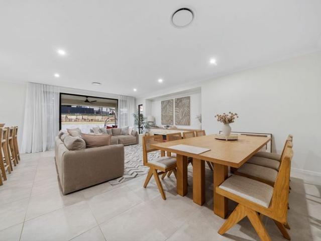 LUXURY FAMILY HOME THAT WILL TICK BOXES YOU DIDN’T KNOW YOU HAD