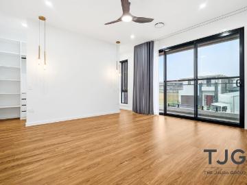 Luxury Family Living with Multiple Living Spaces & Solar Efficiency