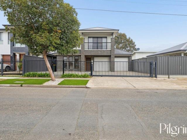 Luxury Family Living with a Self Contained Two Bedroom Studio