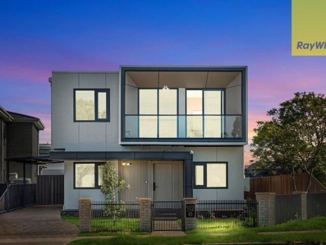 Brand New Family Home Only Moments from Panania Station
