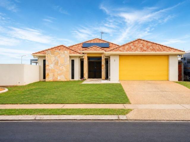 Luxury Family Living with Pool, Shed & Solar in Sought After Bargara