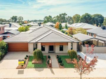 Luxury Family Living with Premium Finishes & Exceptional Space
