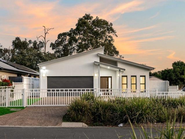 LUXURY FAMILY LIVING WITH PREMIUM FINISHES ON A PRIME CORNER BLOCK