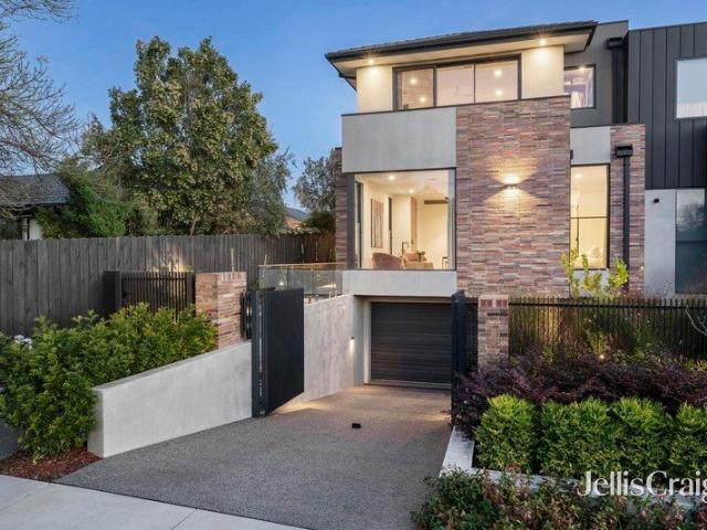 Luxury family living with resort appeal