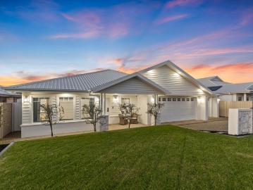Luxury Family Living with Resort Style Entertaining