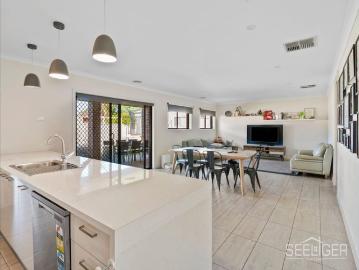 Luxury Family Living with Resort Style Pool