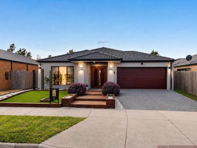 Luxury Family Living with 5 Bedrooms on 546m² The Perfect Home in the Heart of Harkness