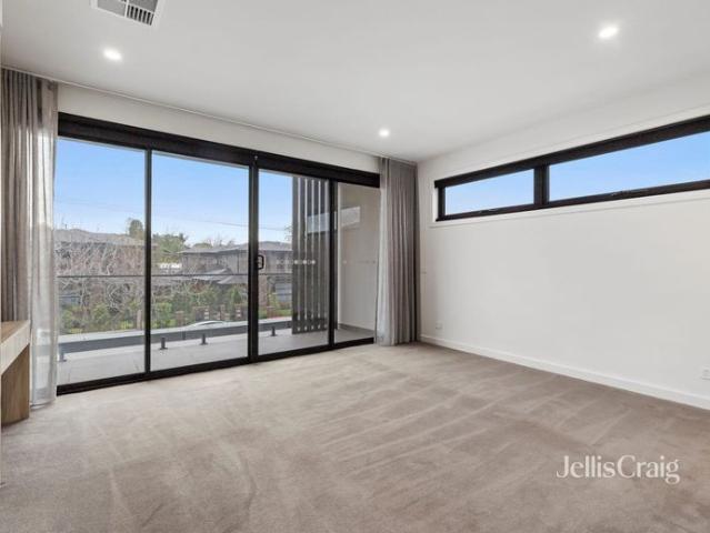 Luxury Family Living in a Desirable Malvern East Location