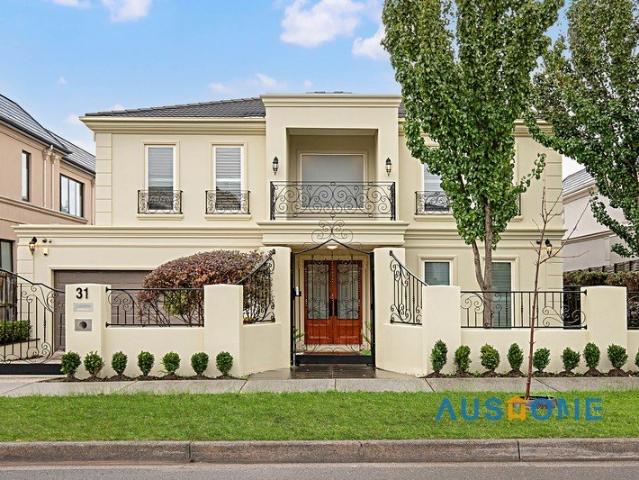 Luxury Family Living in a Prestigious Glen Waverley Setting